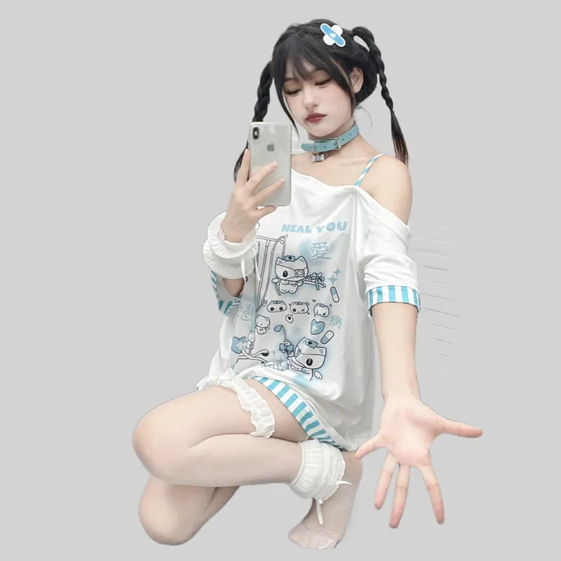 Japanese Jirai Kei Style Off-shoulder Cartoon Print Loose T-shirt